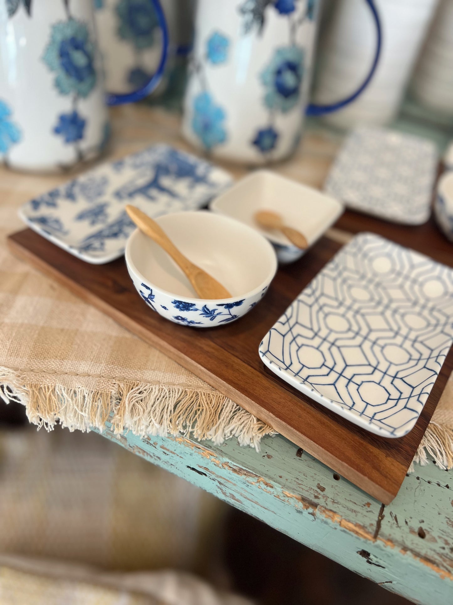 Chinoiserie Serving Set